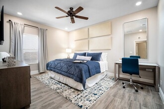 Building Photo - "Spacious 3-Bedroom Duplex with Granite Elegance in El Paso – 1469 Sq Ft of Modern Comfort!"