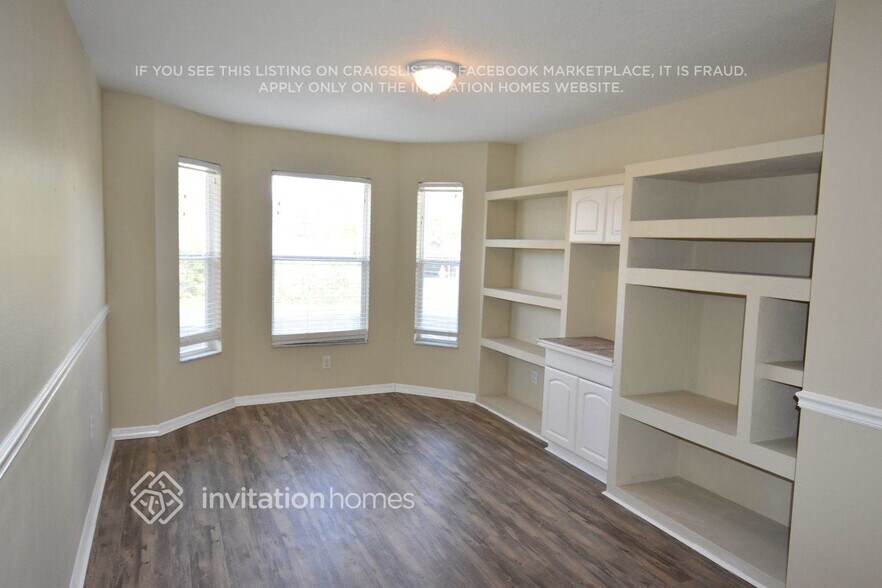 Building Photo - 10224 Merrimac Manor Dr