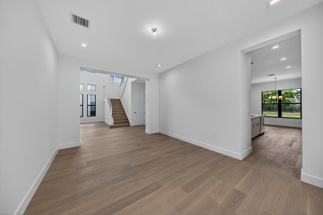 Building Photo - 9361 Sunflower Mdw Rd