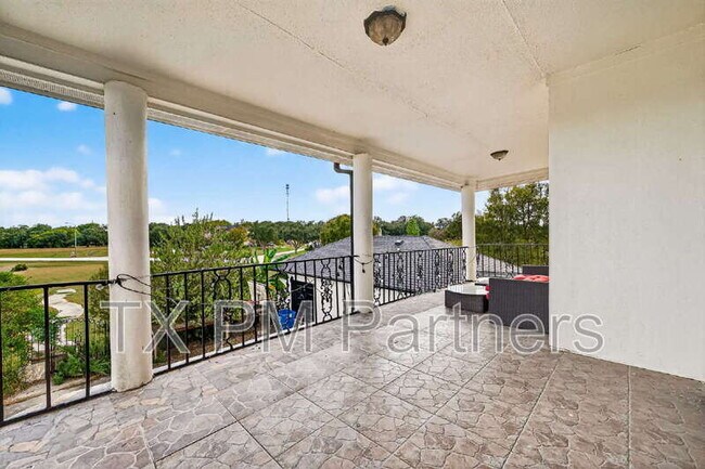 Building Photo - 13819 Lakeview Meadow Dr