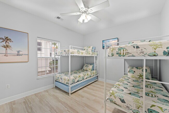 Building Photo - 4741 Papaya Park