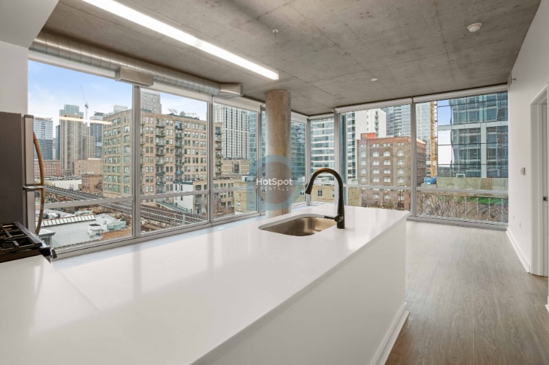 Primary Photo - 1409 S State St