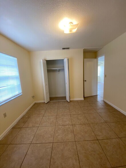 Bedroom 2 - 1416 Peavy Ct