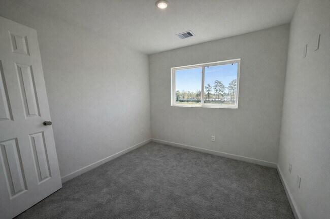 Building Photo - 2710 Discovery trails ct