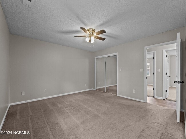 Building Photo - 436 Wolf Run Ln