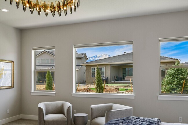 Building Photo - 3354 Crest Hollow View
