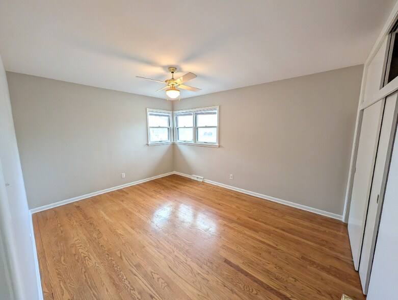 Building Photo - 7843 Jackson Ave