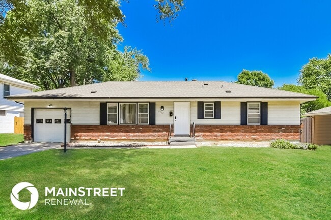 Building Photo - 8102 E 93rd Terrace