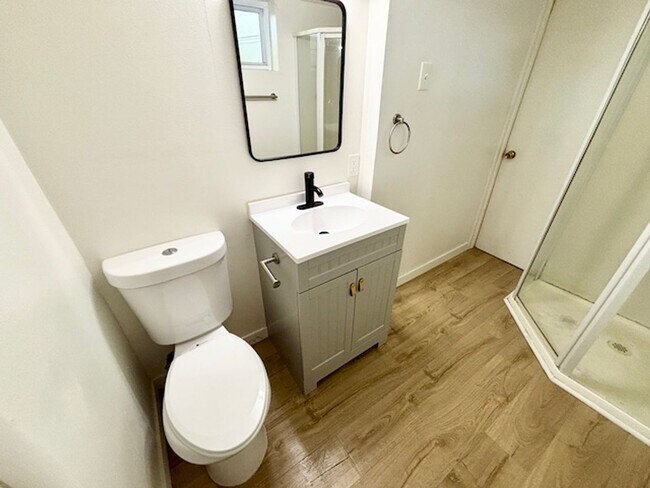 Building Photo - FREE AUGUST RENT!! - Harris Park Brick Ranch