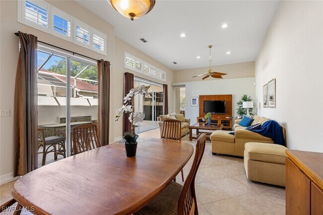 Building Photo - 1757 Tarpon Bay Dr S