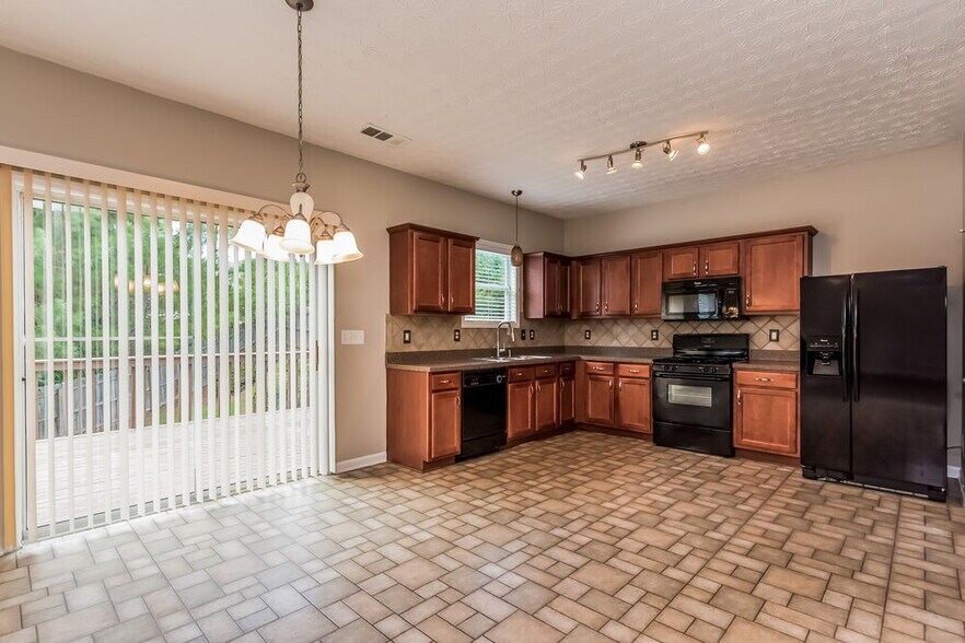 Building Photo - 398 Glenleigh Dr