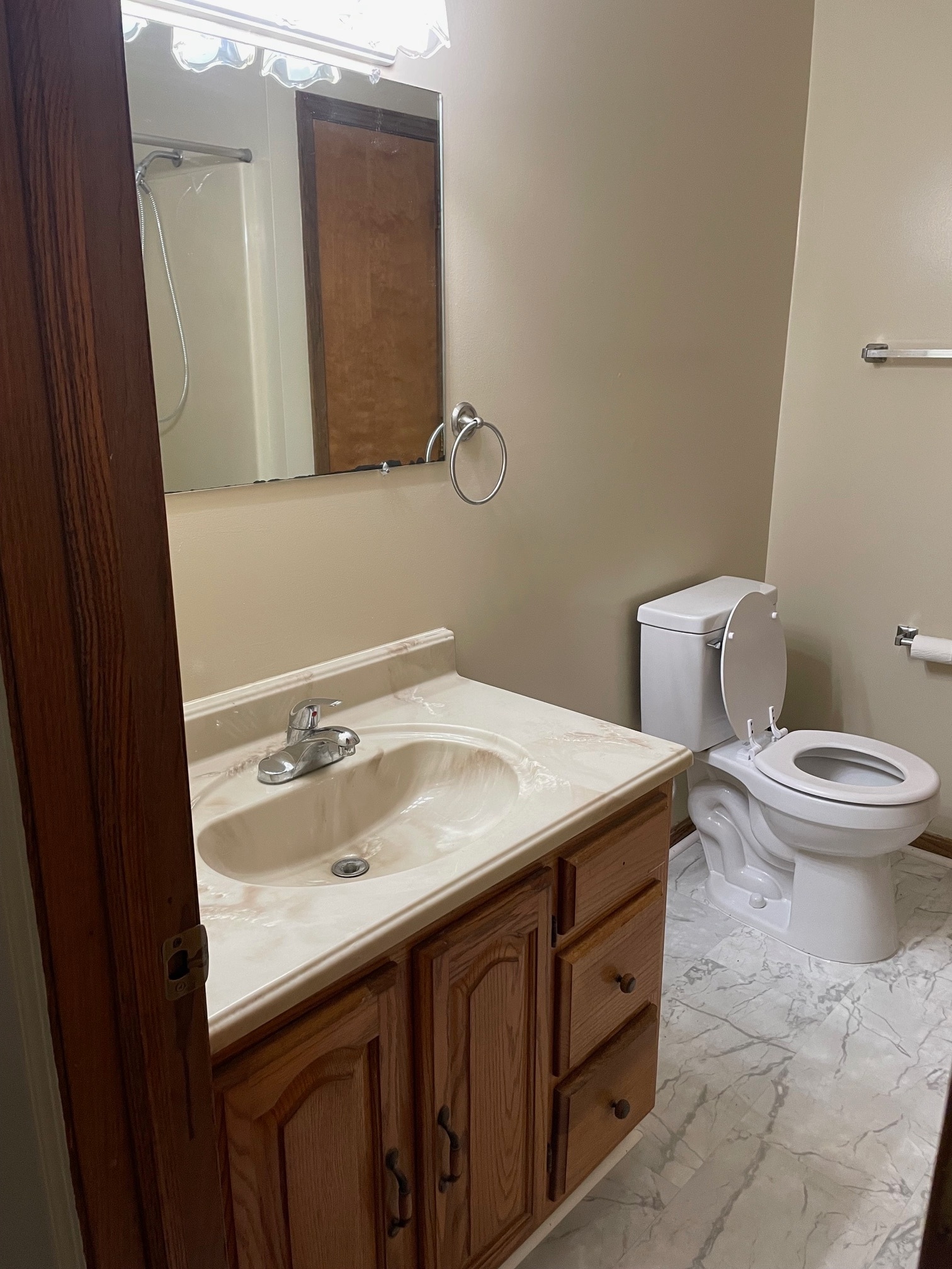 Bathroom - 5459 Hebbardsville Rd