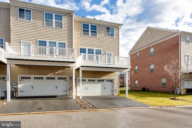 Building Photo - 1038 Ironwood Ln