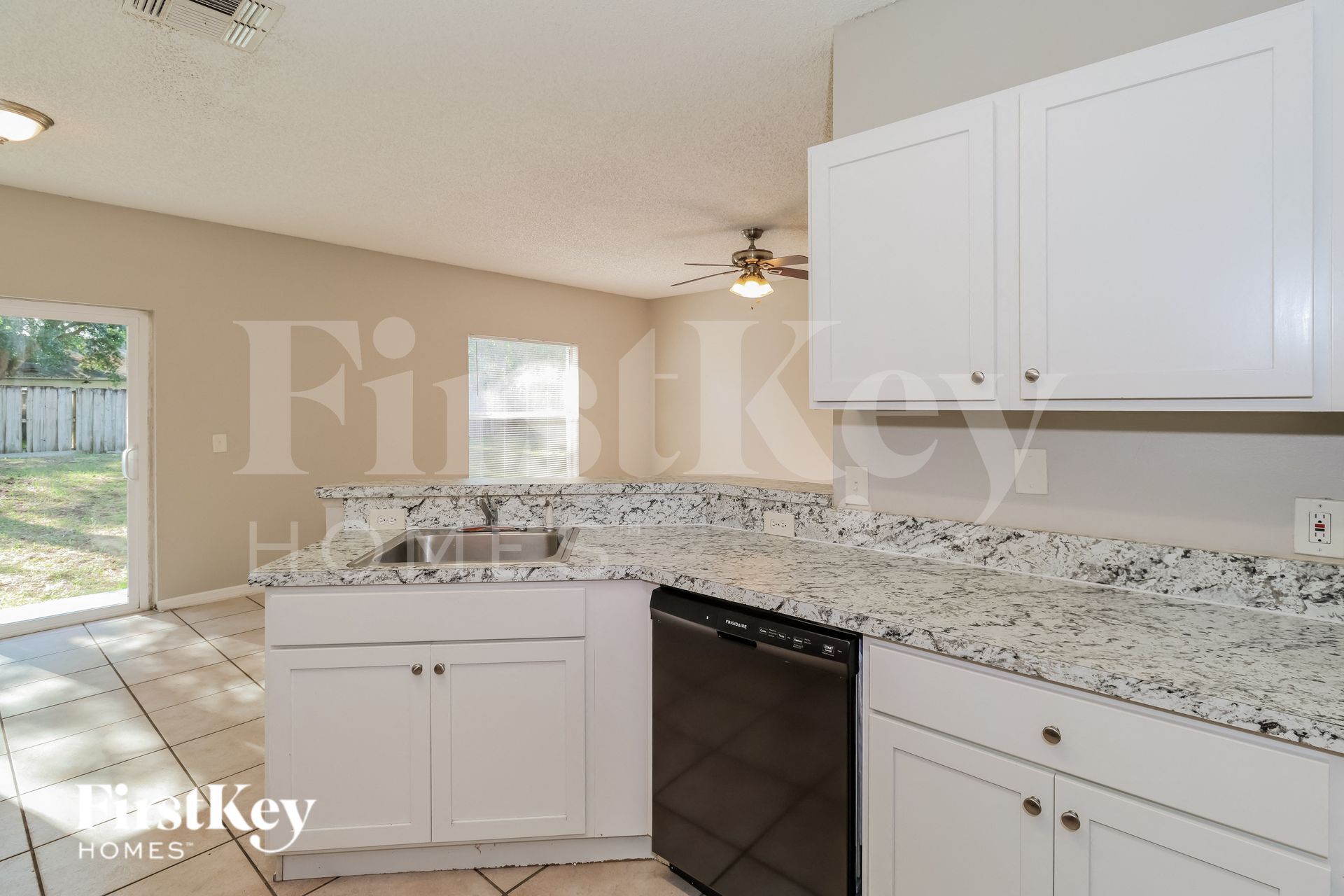 Building Photo - 111 Marsh St