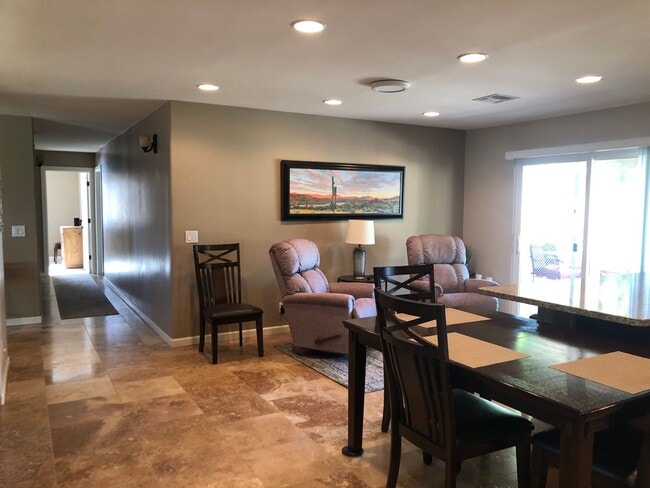 Building Photo - Welcome to this charming 2-bedroom, 2-bathroom house located in Leisure World a 45+ Active Adult ...