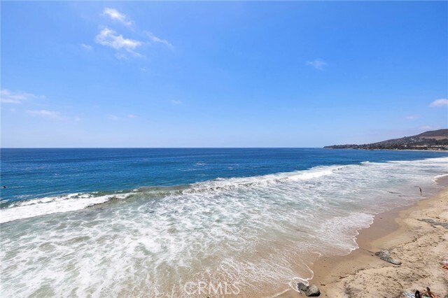 Building Photo - 1045 Gaviota Dr