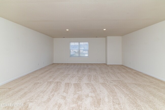 Building Photo - 4714 Willow Bluff Cir