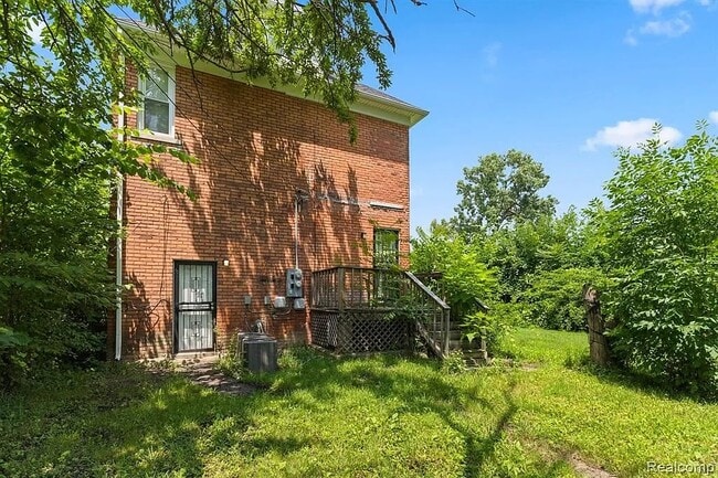 Building Photo - 248 Leicester Ct