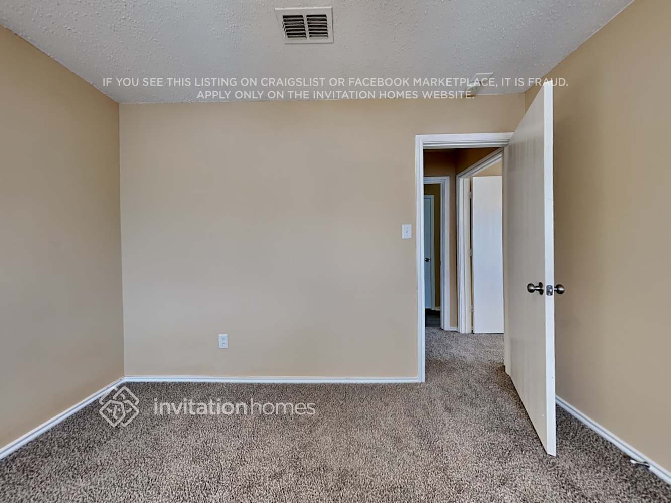 Building Photo - 2100 Collington Dr