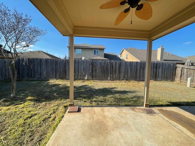 Building Photo - 21554 Hawkspur Ridge St