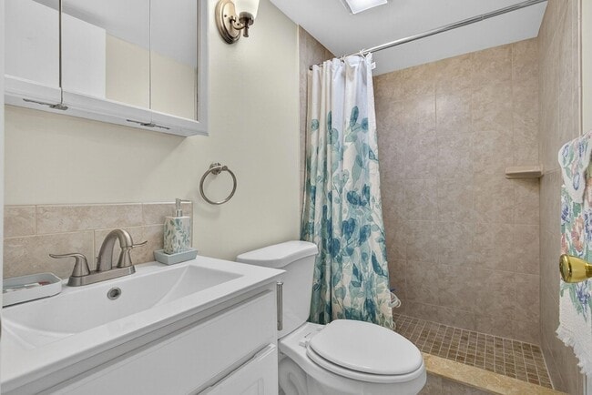 Building Photo - 12001 Poinciana Blvd