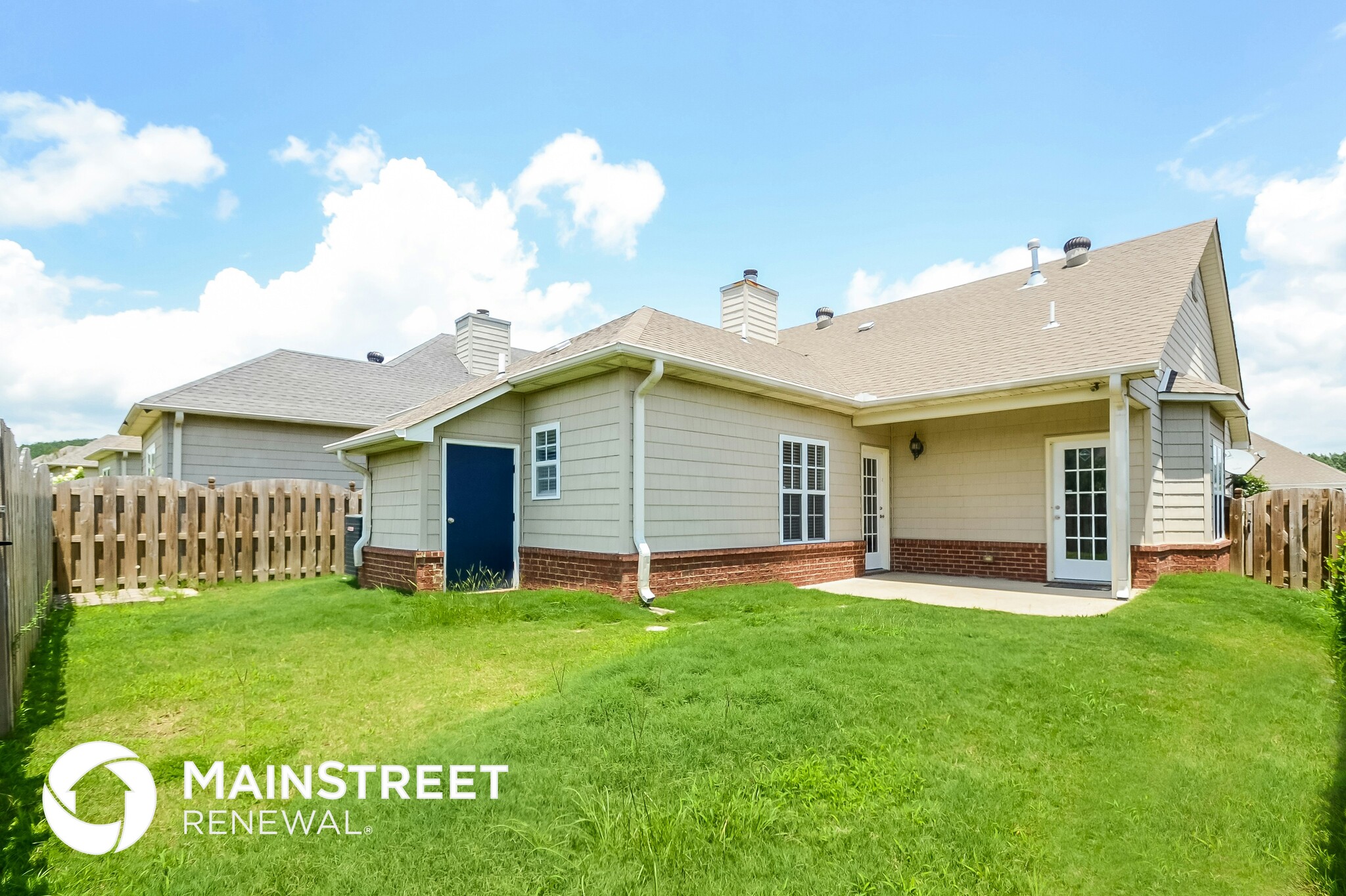 Building Photo - 1068 Fairbank Ln