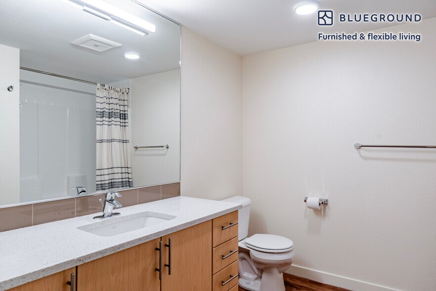 Building Photo - 750 11th Ave E