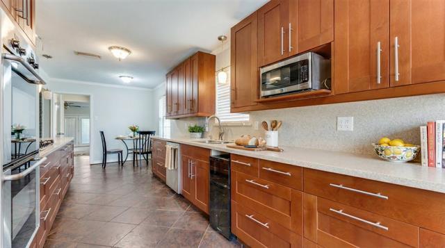 Building Photo - 3227 Rolling Knoll Dr