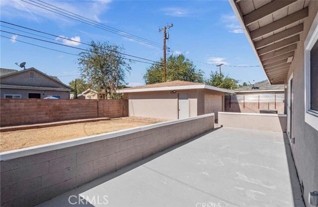 Building Photo - 1326 W Ave H10