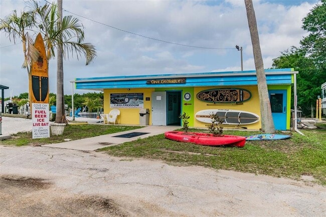 Building Photo - 900 Cove Cay Dr