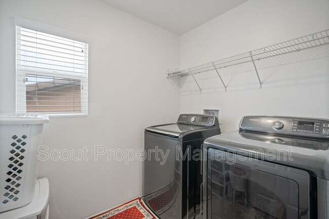 Building Photo - 29308 Abelia Ln