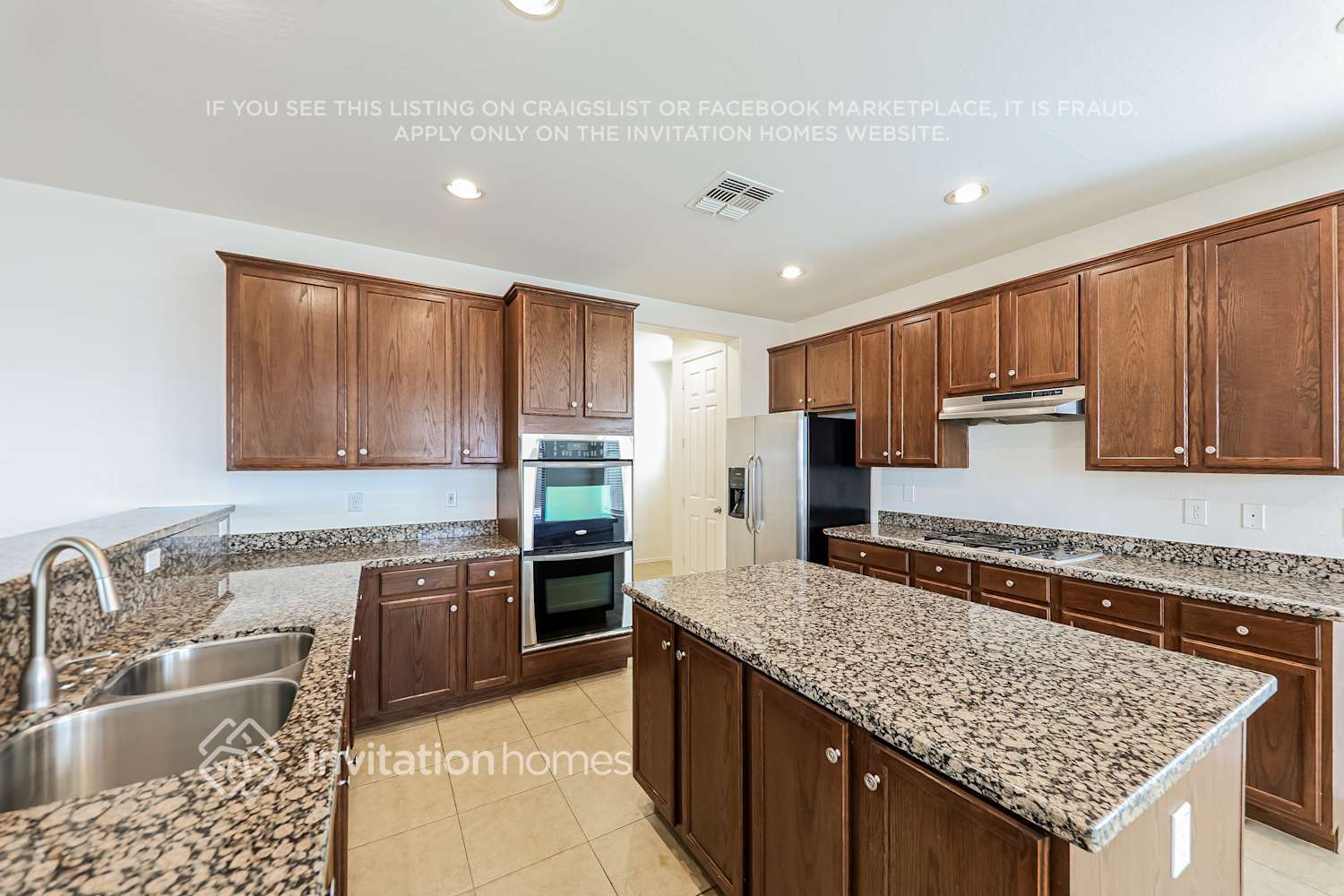 Building Photo - 26032 N Desert Mesa Dr