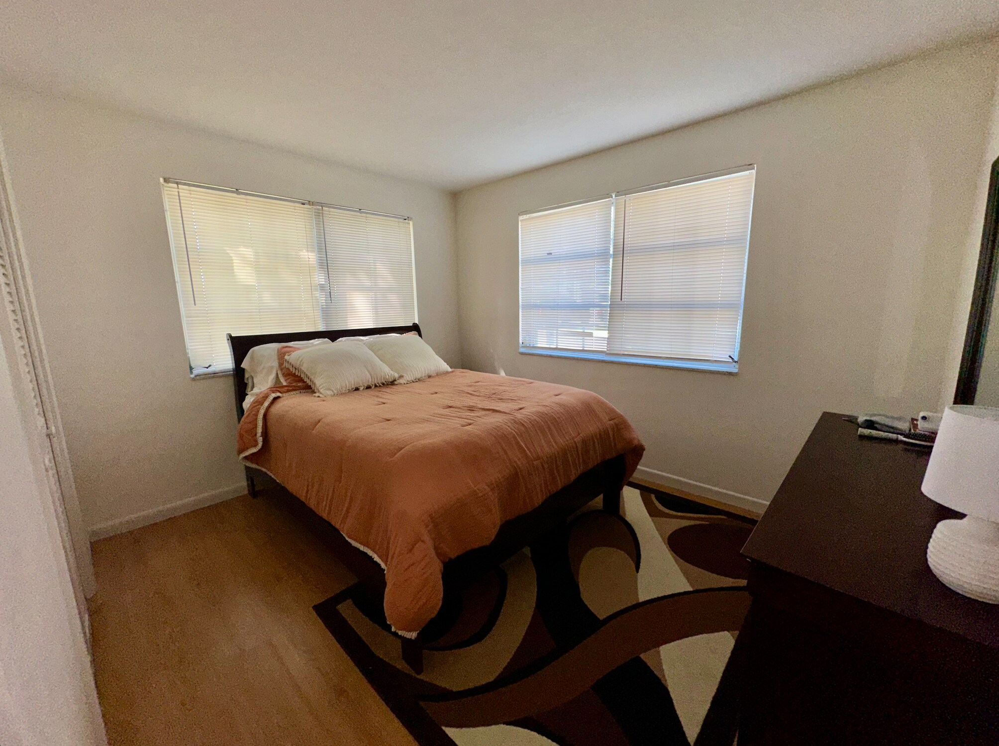 Building Photo - 1821 NE 62nd St