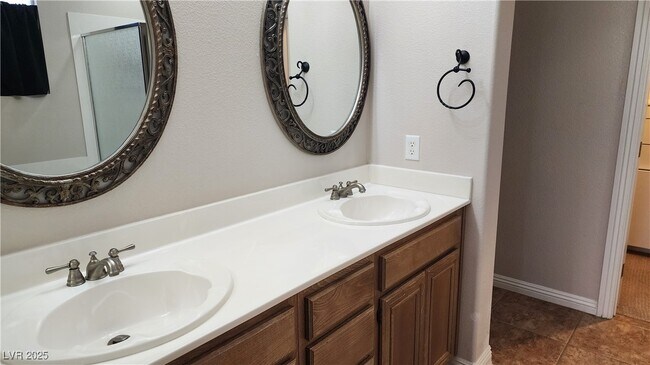 Building Photo - 1021 Newbold St