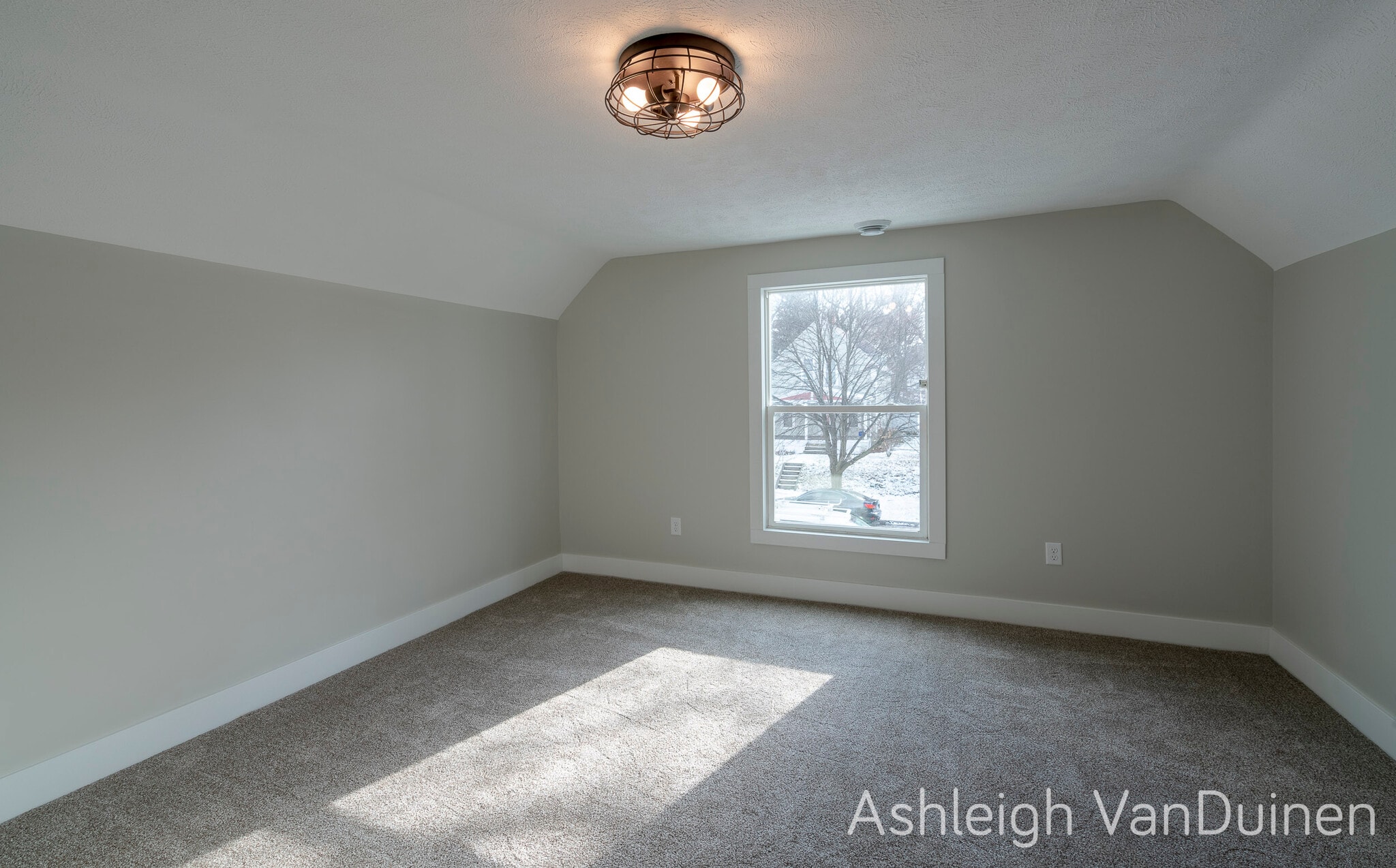 Bedroom 1 - 823 Crescent St NE