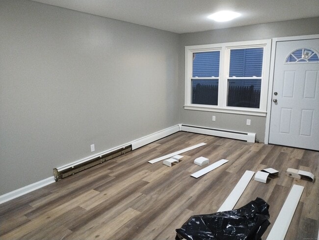 Building Photo - 48 Dupont Pl