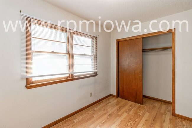 Building Photo - 209 Todd Cir