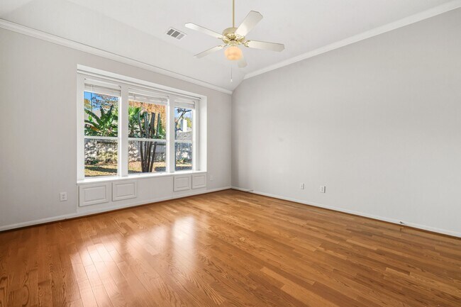 Building Photo - 20814 Lake Park Trail