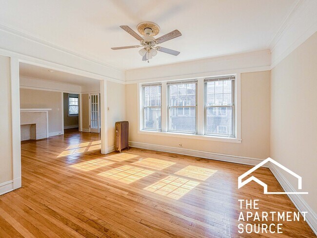 Building Photo - 3817 N Lawndale Ave