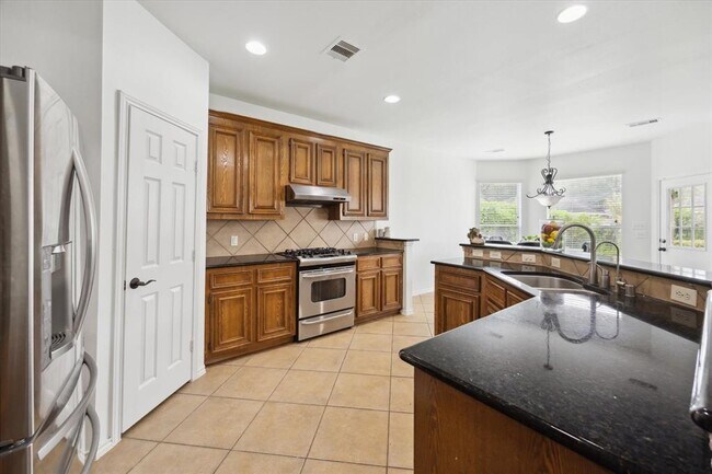 Building Photo - 5102 Peabody Hill Ln