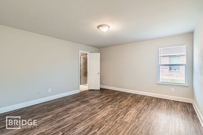 Building Photo - 15652 Gatsby Ln