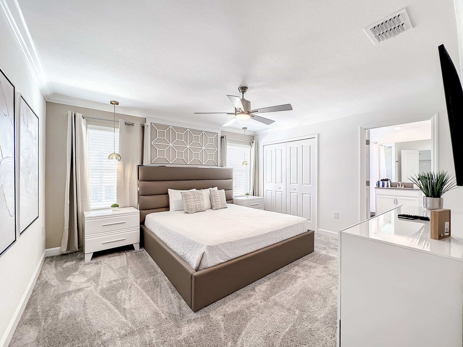 Building Photo - 4259 Paragraph Dr