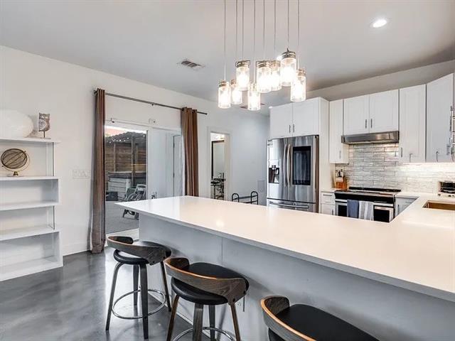 Building Photo - 130 Cisco