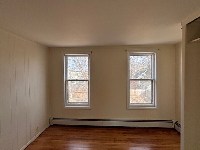 Building Photo - 2 BR/1 BA Single-Family Home in the Mac-Groveland Neighborhood!