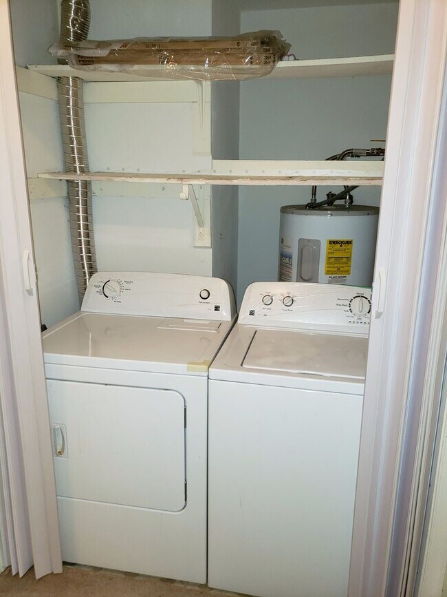 Building Photo - 5328 Tuttle Creek Ct