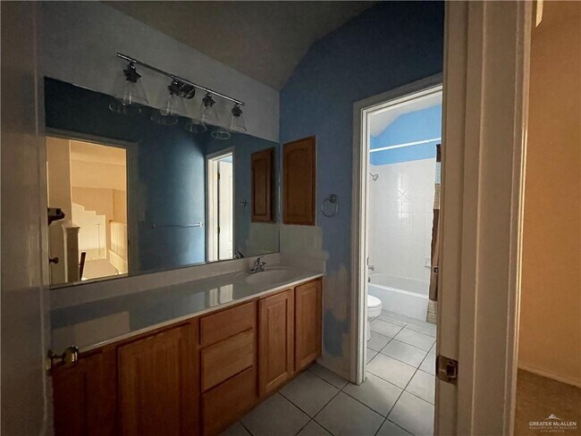 Building Photo - 22 Dove Ave