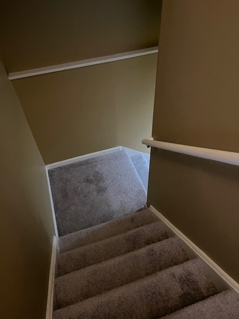 Building Photo - 281 Bay Dr