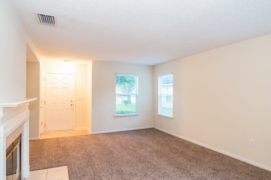 Building Photo - 5690 Chirping Way W