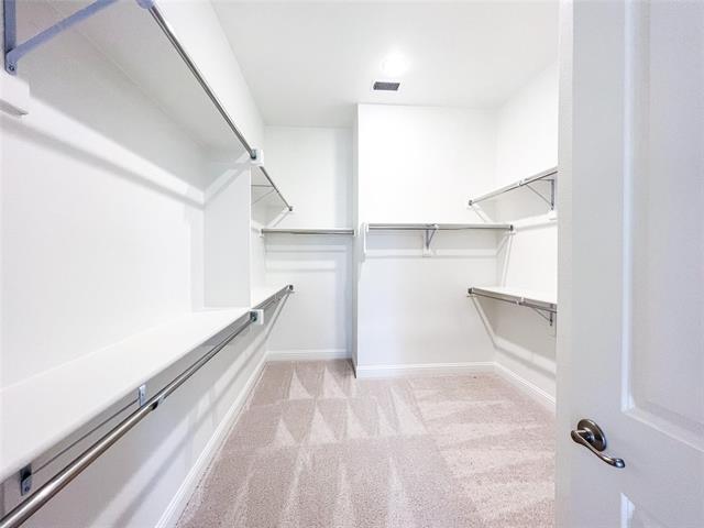 Building Photo - 2201 Essex Ct