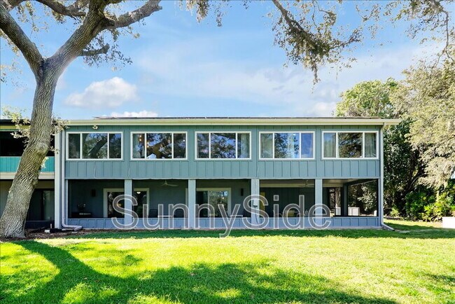 Building Photo - 42 Nottingham Way